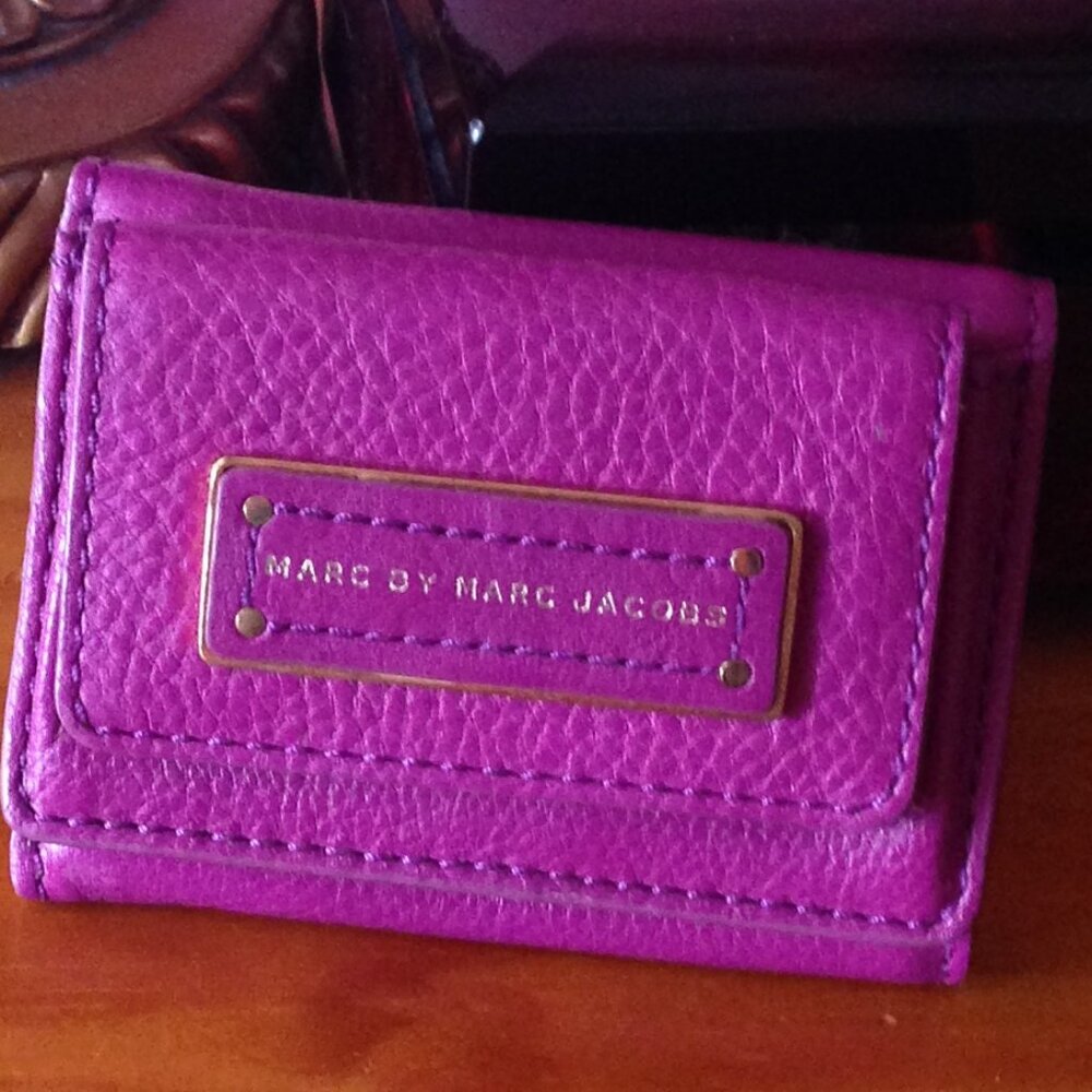 Marc Jacobs Too Hot to Handle Compact Trifold Wallet in Brighter Purple